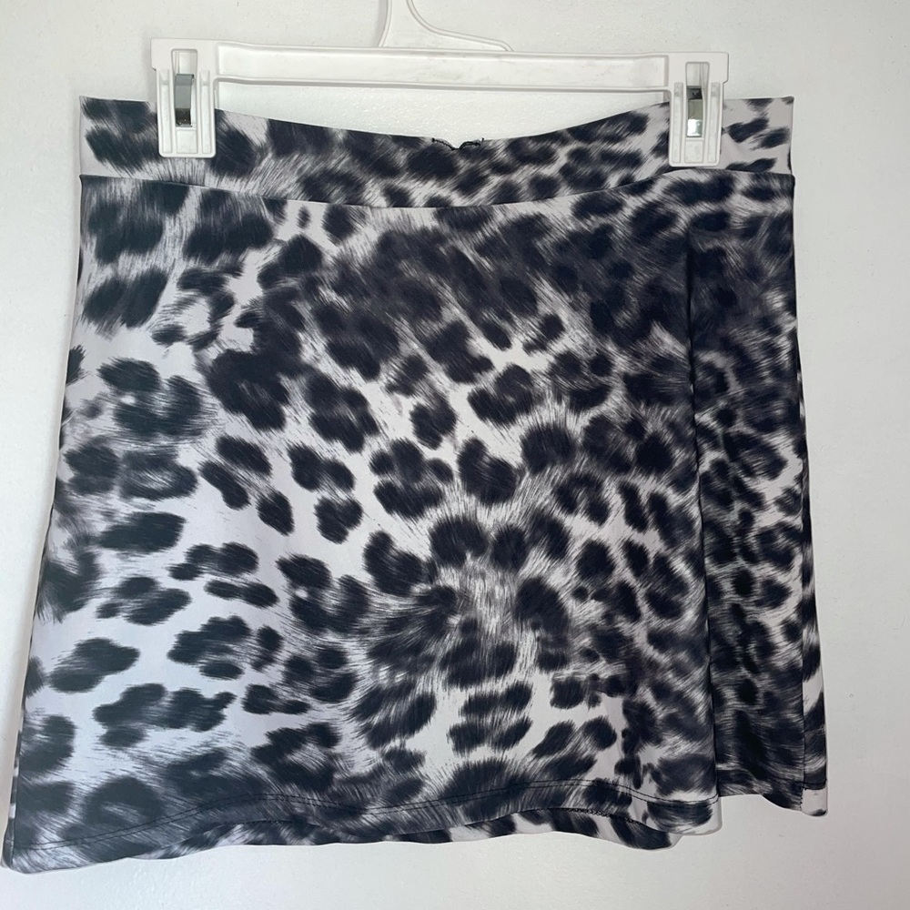 Black and white Leopard skirt